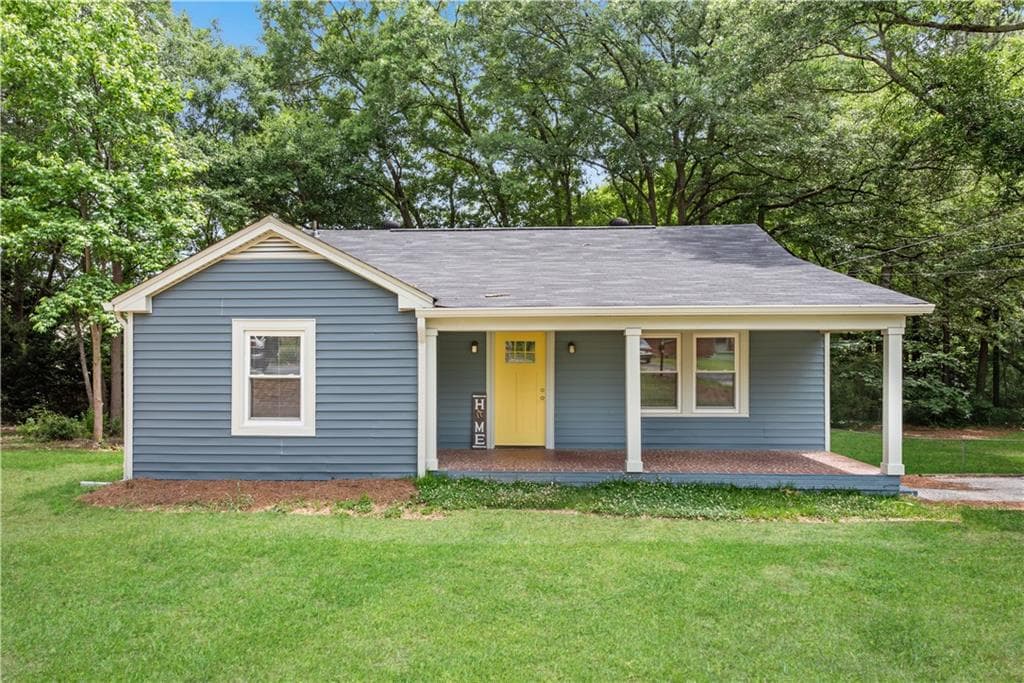 2 bedroom, 1 bathroom, 1,034 sq ft single family residence sold at 2671 Estelle Court, Smyrna, GA 30082