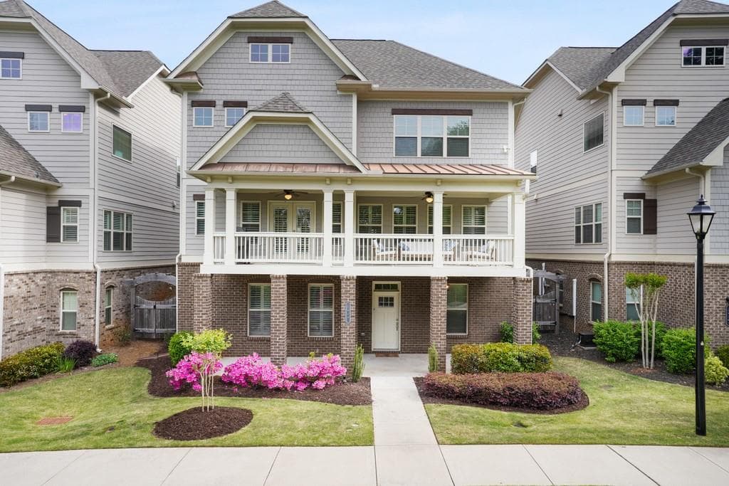 4 bedroom, 5 bathroom, 3,624 sq ft single family residence sold at 45 Pine Street, Roswell, GA 30075