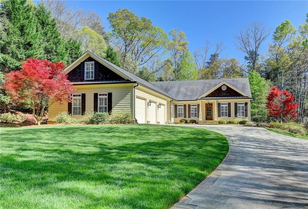 3111 Gulls Wharf Drive, Gainesville, GA 30501 — most recent listing photo