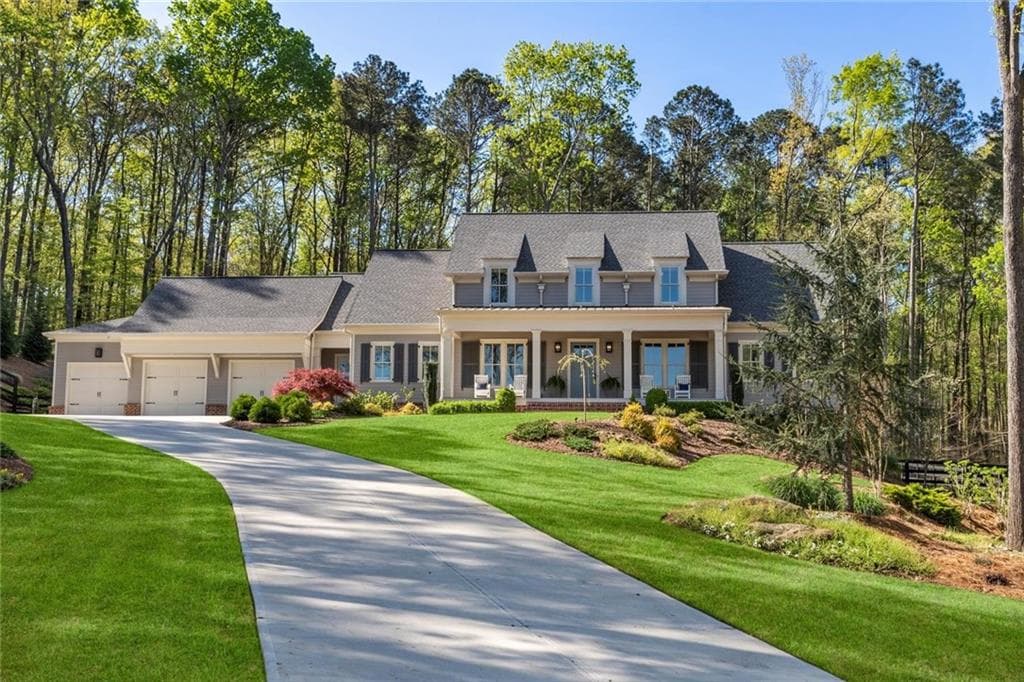 4 bedroom, 5 bathroom, 3,949 sq ft single family residence sold at 112 Trinity Hollow Drive, Canton, GA 30115