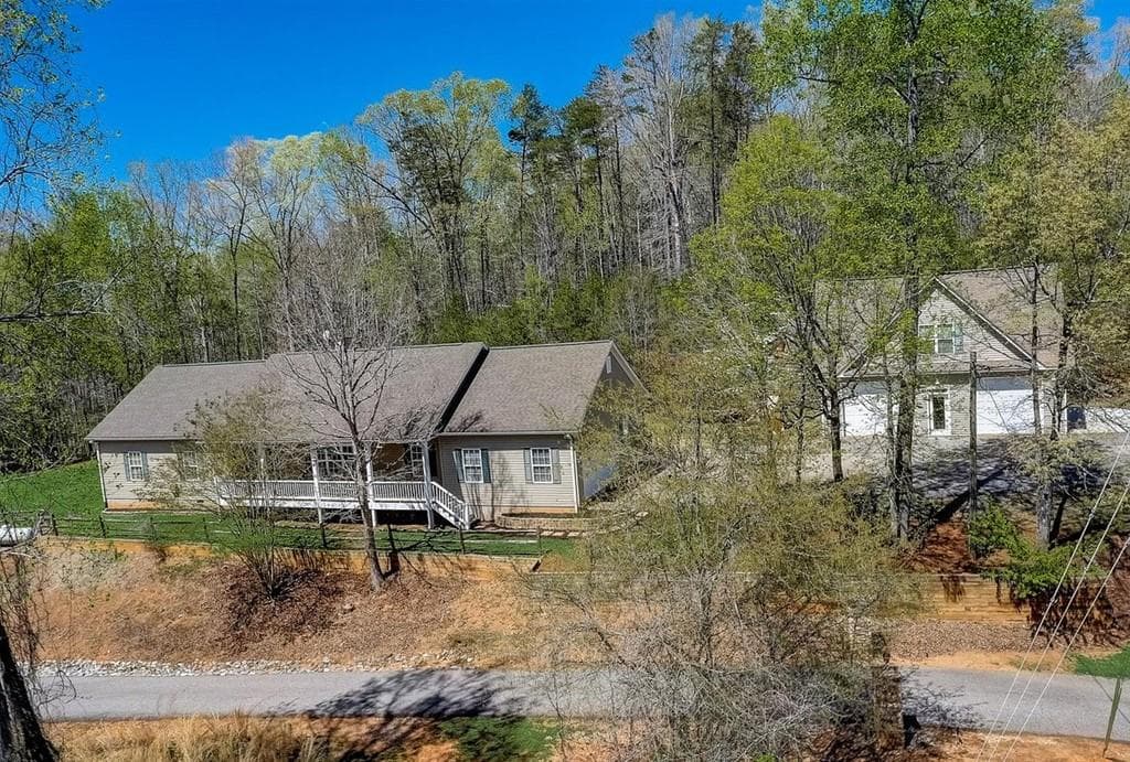 6244 Grant Ford Road, Gainesville, GA 30506 — most recent listing photo