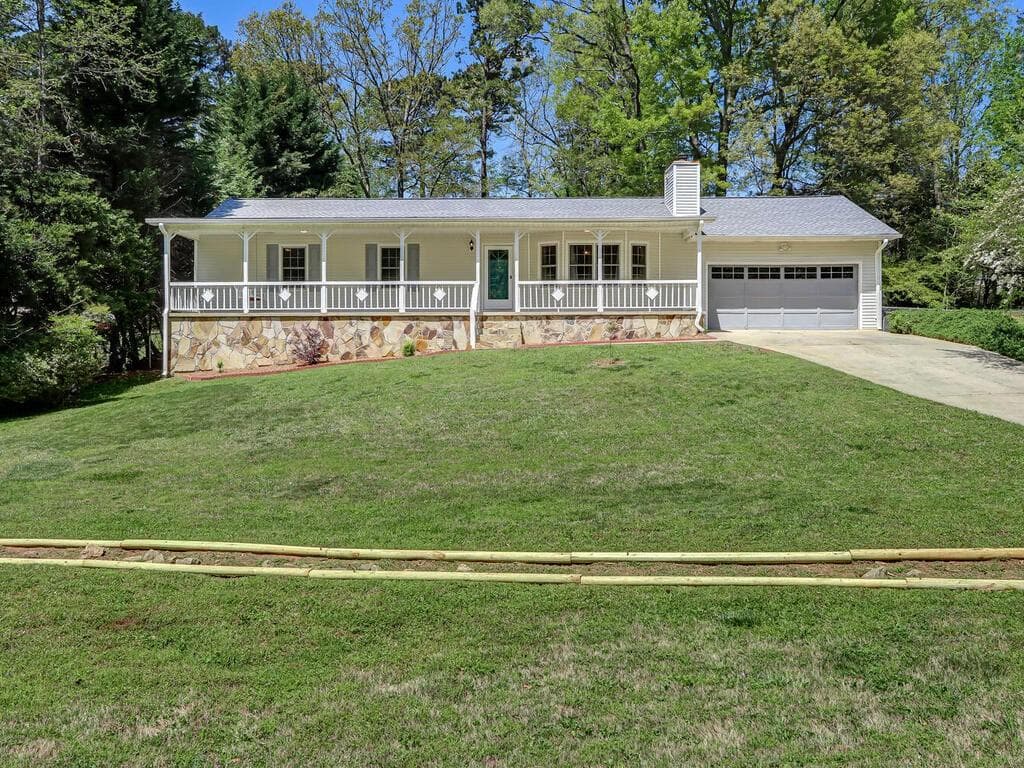 642 Saddlewood Drive, Lawrenceville, GA 30043 — most recent listing photo