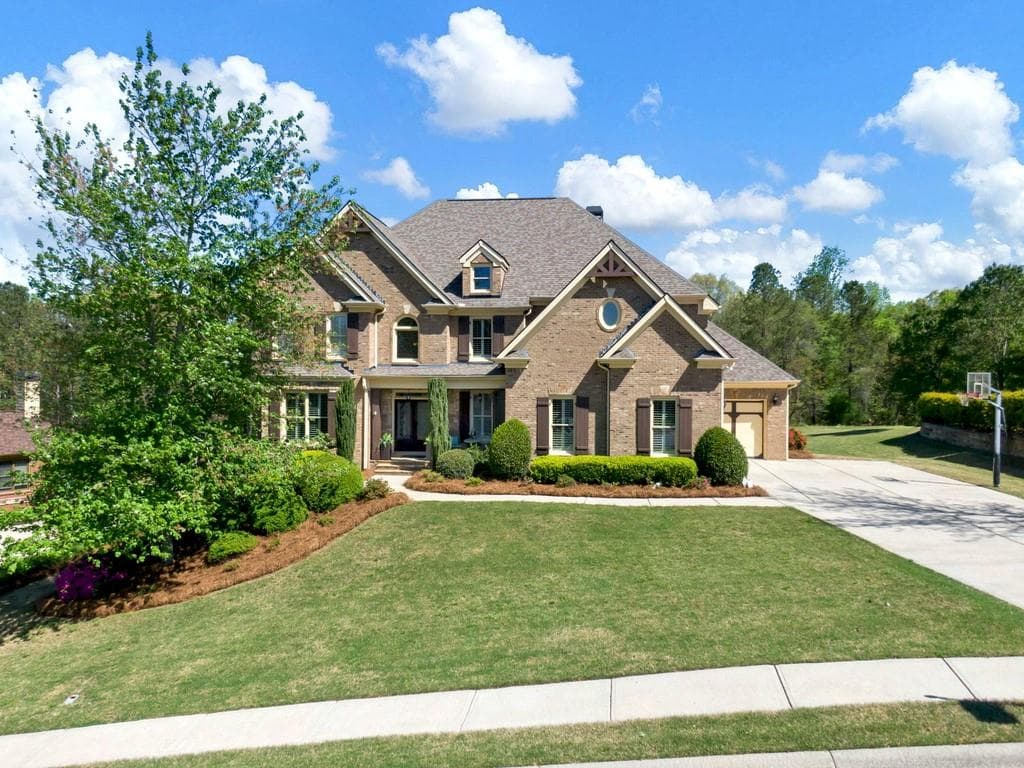 4530 Meadowland Way, Flowery Branch, GA 30542 — most recent listing photo
