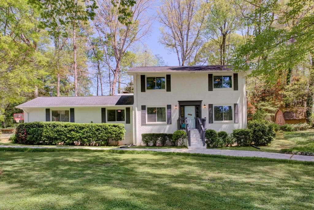 890 Brentwood Drive, Smyrna, GA 30082 — most recent listing photo