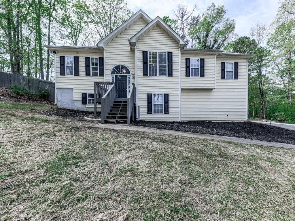 4 bedroom, 3 bathroom, 2,428 sq ft single family residence sold at 19 Oxford Mill Way, Cartersville, GA 30121