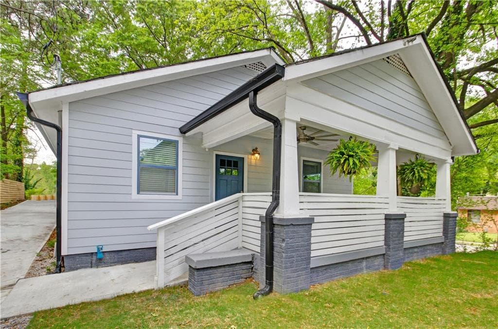 2136 Martin Luther King Jr Drive, Atlanta, GA 30310 — most recent listing photo