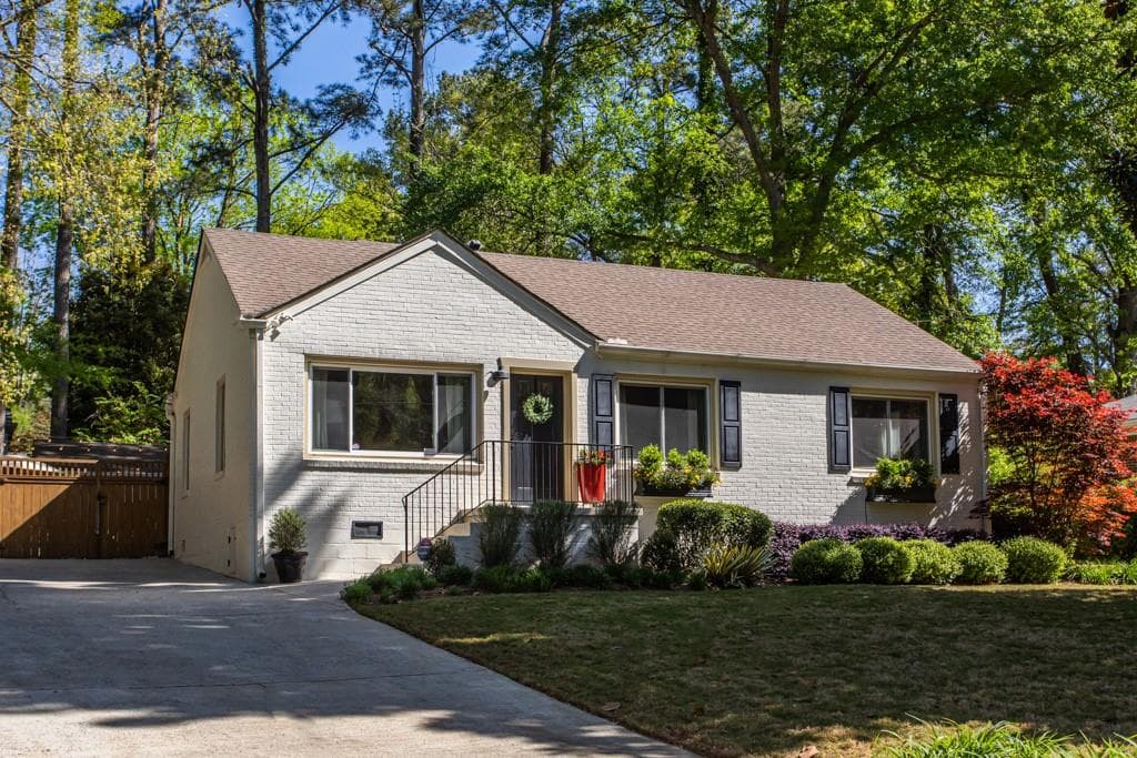 4 bedroom, 2 bathroom, 1,701 sq ft single family residence sold at 2222 Desmond Drive, Decatur, GA 30033