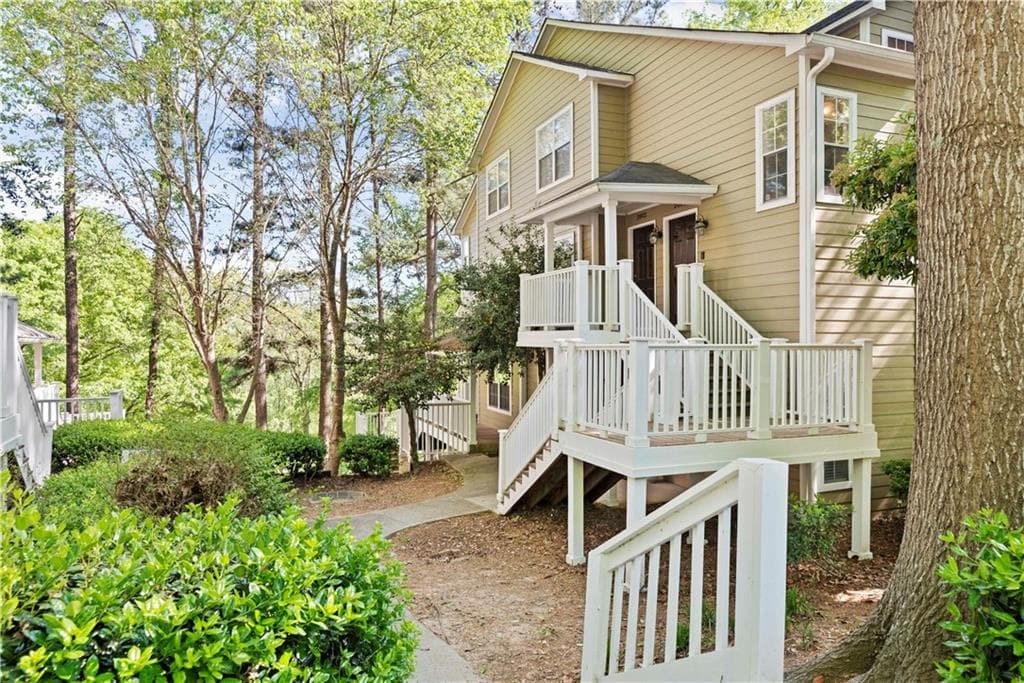 2000 River Heights Walk, Marietta, GA 30067 — most recent listing photo