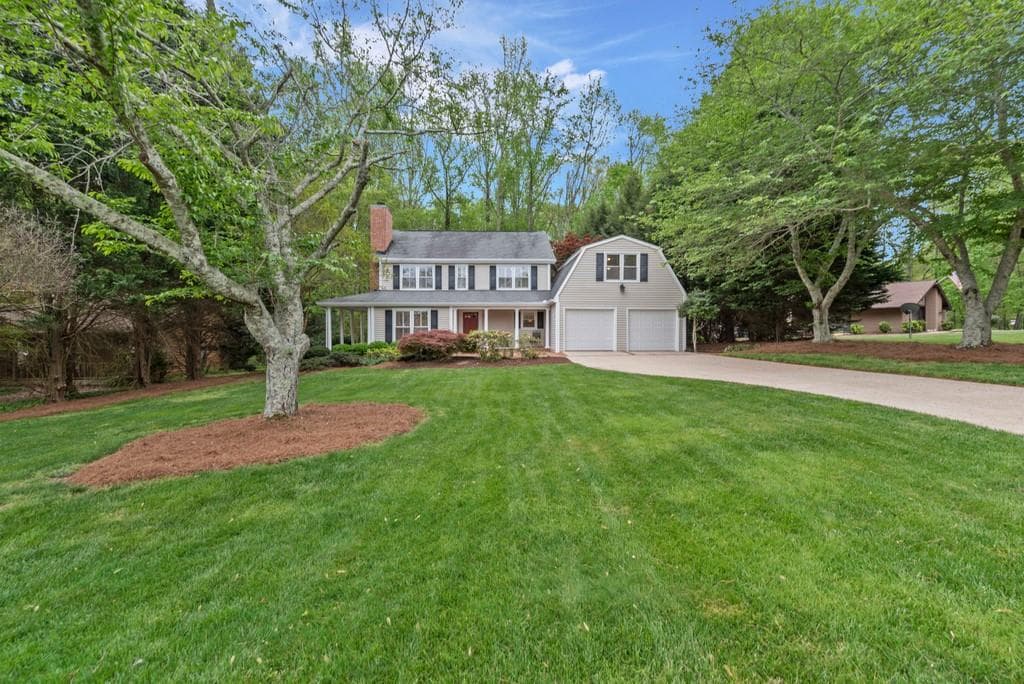 4 bedroom, 3 bathroom, 2,296 sq ft single family residence sold at 3585 Canon Creek Drive, Cumming, GA 30041