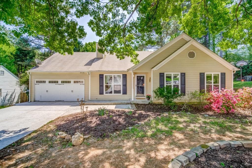 3990 Paloverde Drive, Kennesaw, GA 30144 — most recent listing photo