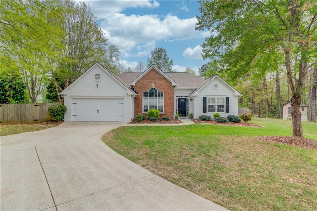 3 bedroom, 2 bathroom, 1,935 sq ft single family residence sold at 572 Staghorn Lane, Suwanee, GA 30024
