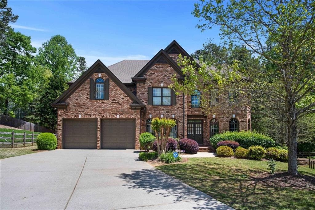 6 bedroom, 5 bathroom, 5,243 sq ft single family residence sold at 5378 Newport Bay Passage, Alpharetta, GA 30005