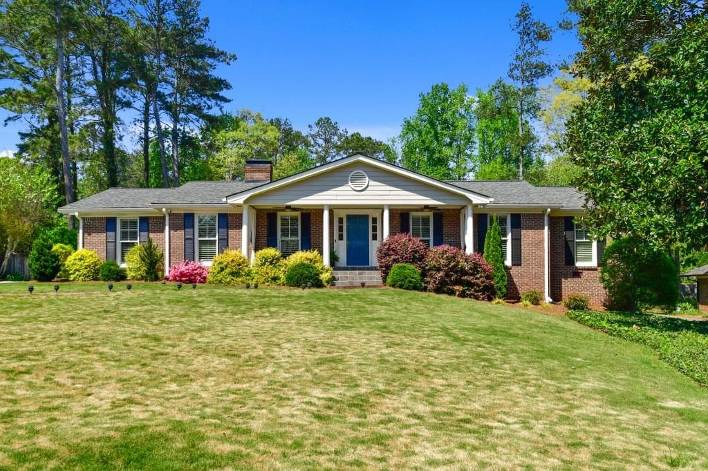 620 Mabry Road, Sandy Springs, GA 30328 — most recent listing photo