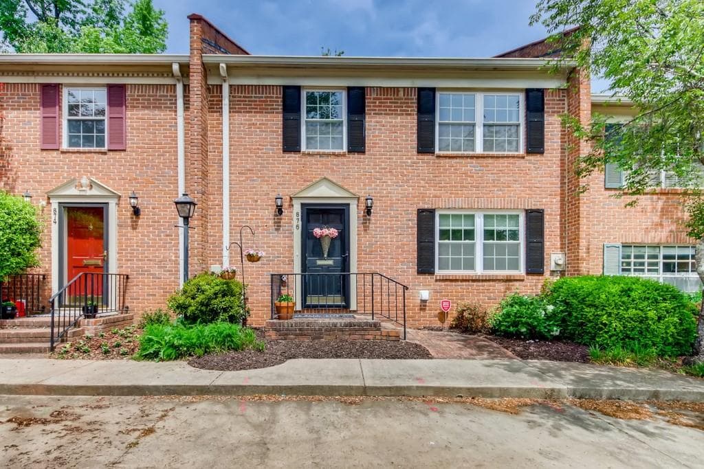 876 E PONCE DE LEON Avenue, Decatur, GA 30030 — most recent listing photo