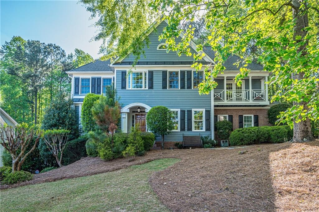 4 bedroom, 5 bathroom, 4,323 sq ft single family residence sold at 1035 Longwood Drive, Woodstock, GA 30189