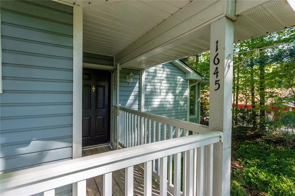 1645 Raleigh Circle, Marietta, GA 30067 — most recent listing photo