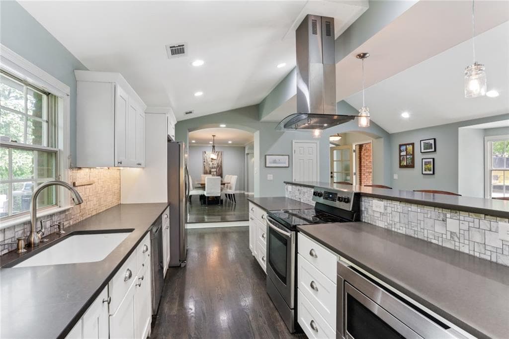 5 bedroom, 5 bathroom, 3,091 sq ft single family residence sold at 1032 Houston Mill Road, Atlanta, GA 30329