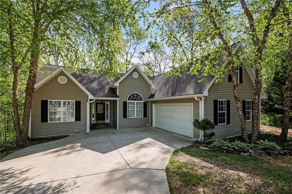 518 Hickory Bluff, Braselton, GA 30517 — most recent listing photo