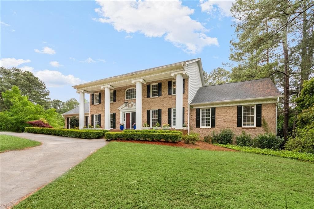 2665 Spalding Drive, Sandy Springs, GA 30350 — most recent listing photo