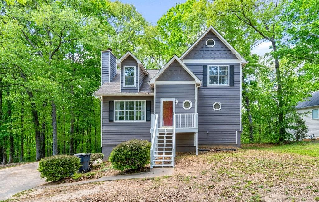 4 bedroom, 3 bathroom, 1,678 sq ft single family residence sold at 3579 Bomar Road, Douglasville, GA 30135