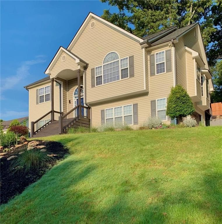 8070 Ivyshaw Drive, Gainesville, GA 30506 — most recent listing photo