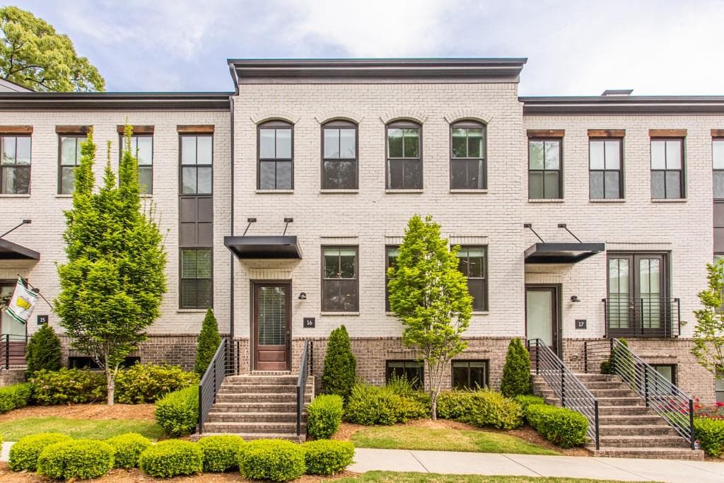 3 bedroom, 4 bathroom, 2,245 sq ft townhouse sold at 1388 La France Street 16, Atlanta, GA 30307