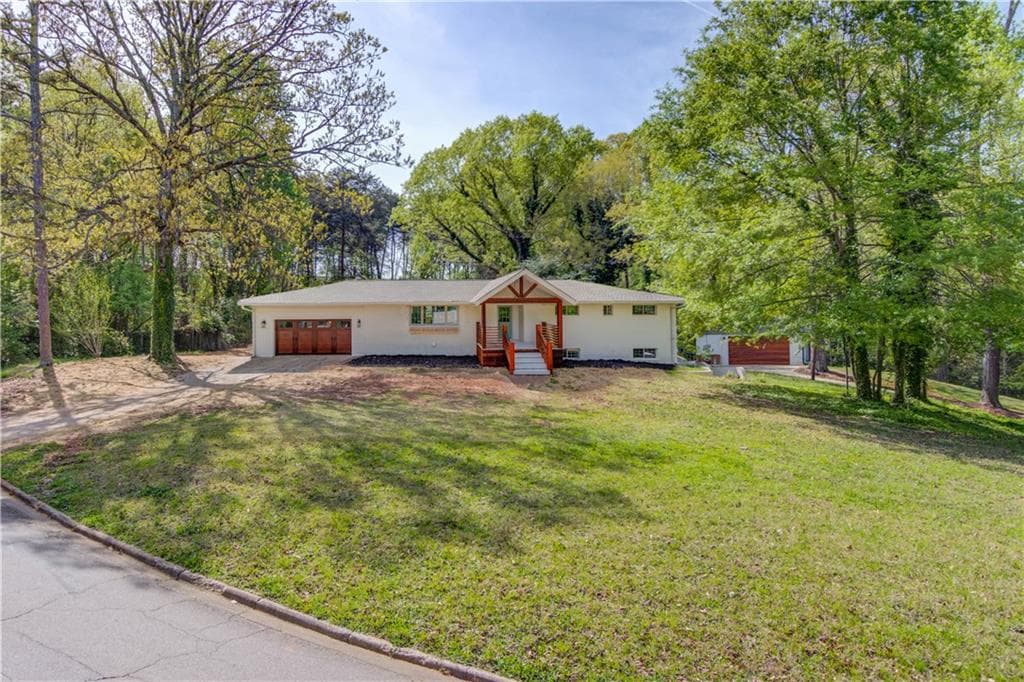 1093 NW Lakeshore Drive, Gainesville, GA 30501 — most recent listing photo