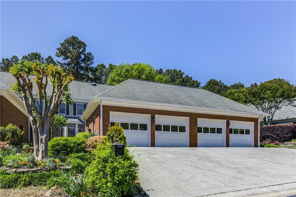 3690 Wedgewood Chase, Peachtree Corners, GA 30092 — most recent listing photo