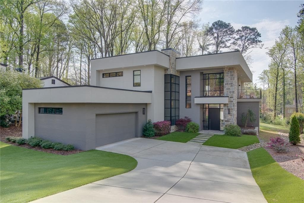 1318 Nerine Circle, Dunwoody, GA 30338 — most recent listing photo