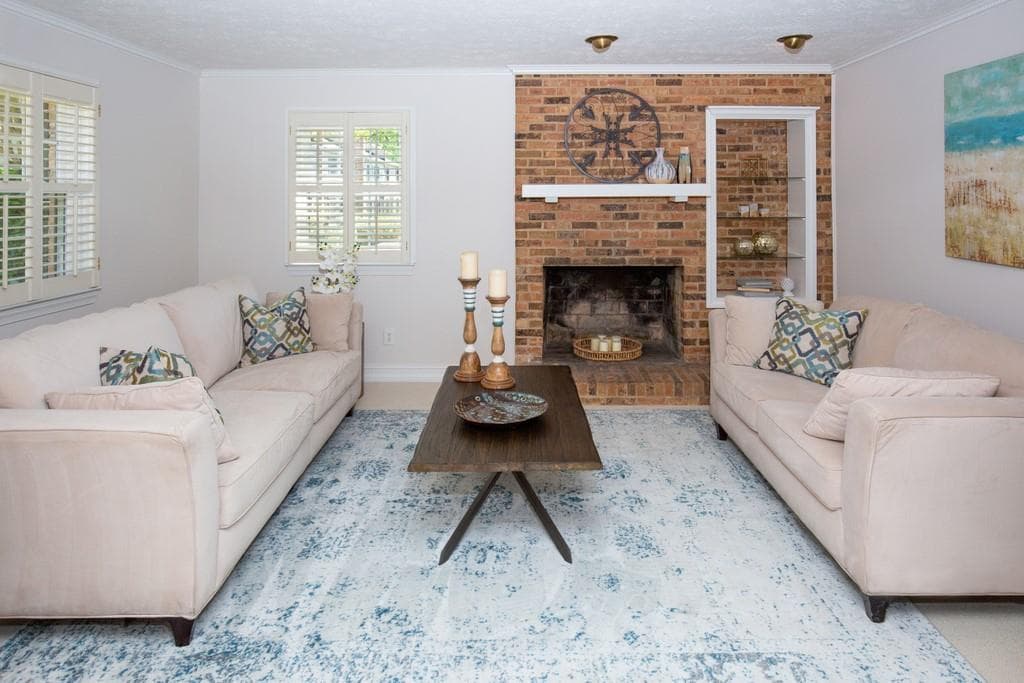 3 bedroom, 3 bathroom, 1,564 sq ft townhouse sold at 266 Adair Street, Decatur, GA 30030