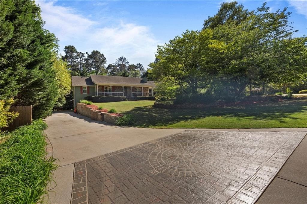 2460 Virginia Heights Drive, Cumming, GA 30041 — most recent listing photo