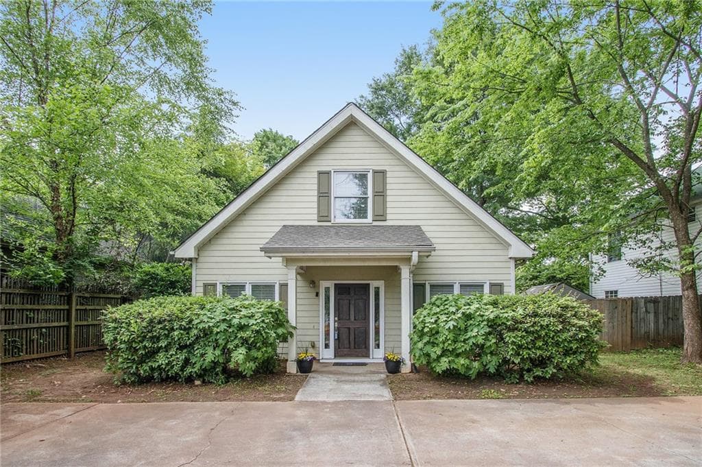 4 bedroom, 2 bathroom, 1,952 sq ft single family residence sold at 2089 College Ave NE Avenue, Atlanta, GA 30317