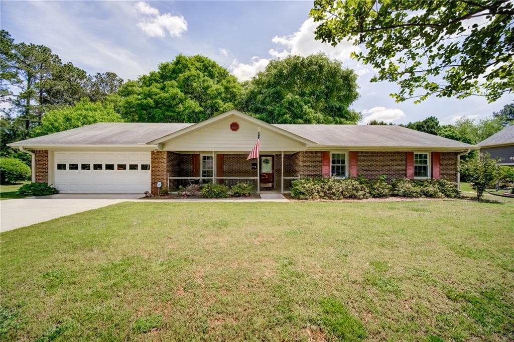 3890 Carriage Lane, Conyers, GA 30094 — most recent listing photo