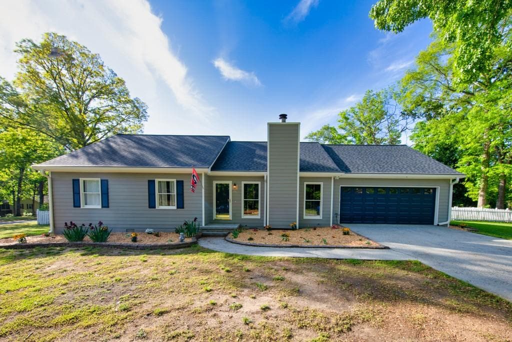 1087 Oak Grove Circle, Lawrenceville, GA 30043 — most recent listing photo