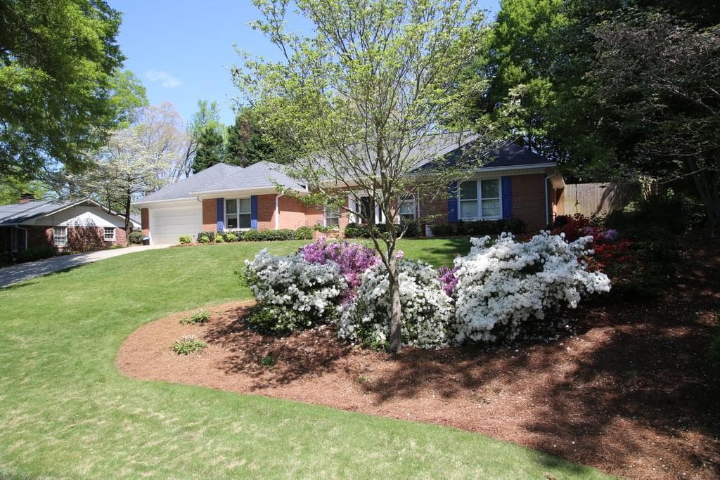 3 bedroom, 2 bathroom, 2,207 sq ft single family residence sold at 2880 Country Squire Lane, Decatur, GA 30033
