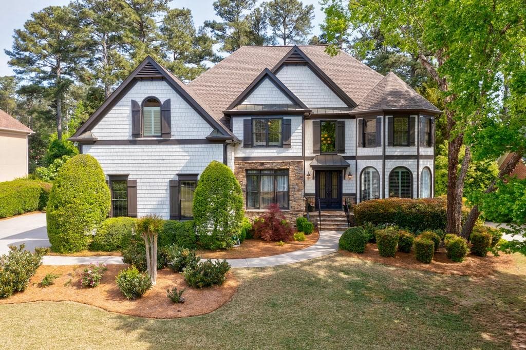 6 bedroom, 6 bathroom single family residence sold at 3830 Falls Landing Drive, Johns Creek, GA 30022