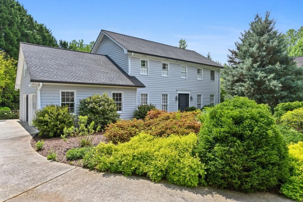 1946 Village Creek Court, Dunwoody, GA 30338 — most recent listing photo