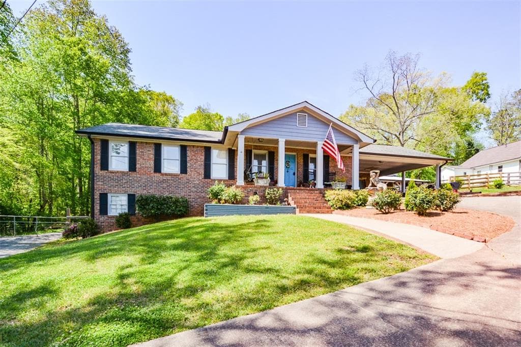 3 bedroom, 2 bathroom, 1,324 sq ft single family residence sold at 6859 Ball Ground Highway, Ball Ground, GA 30107