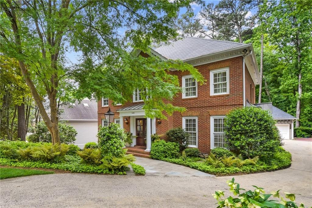 4 bedroom, 5 bathroom single family residence sold at 3486 Habersham Road, Atlanta, GA 30305