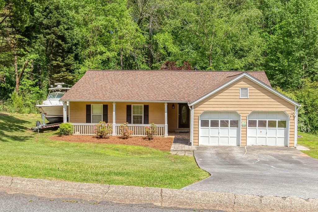 3708 Bayside Cove, Acworth, GA 30101 — most recent listing photo