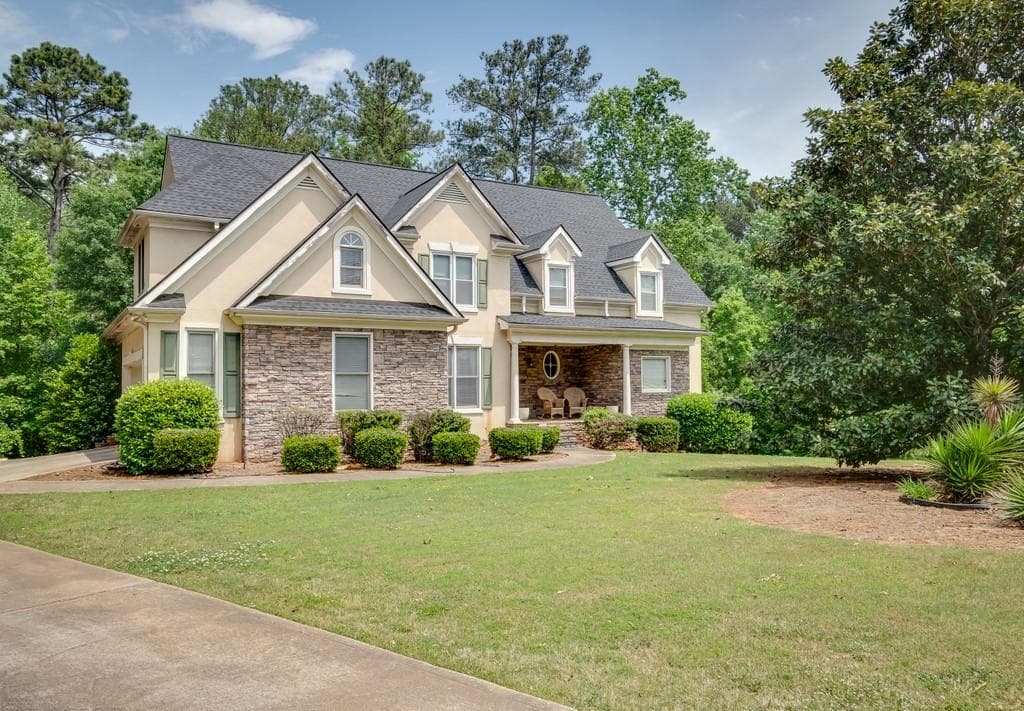 5 bedroom, 5 bathroom, 2,954 sq ft single family residence sold at 2305 Lochinver Lane, Conyers, GA 30094