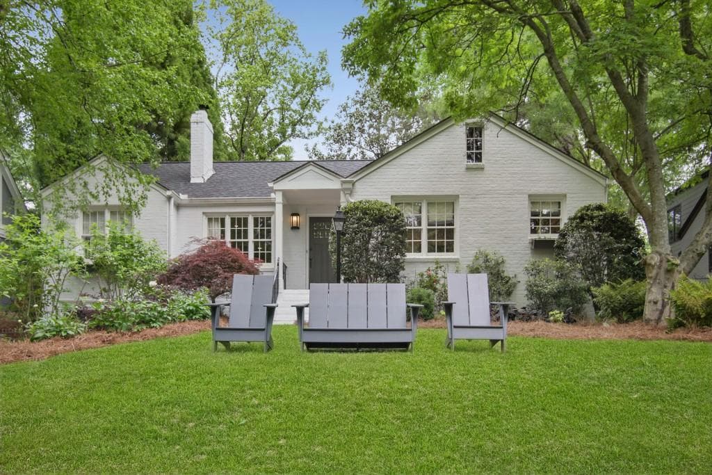 3 bedroom, 2 bathroom, 2,089 sq ft single family residence sold at 1248 Zimmer Drive, Atlanta, GA 30306