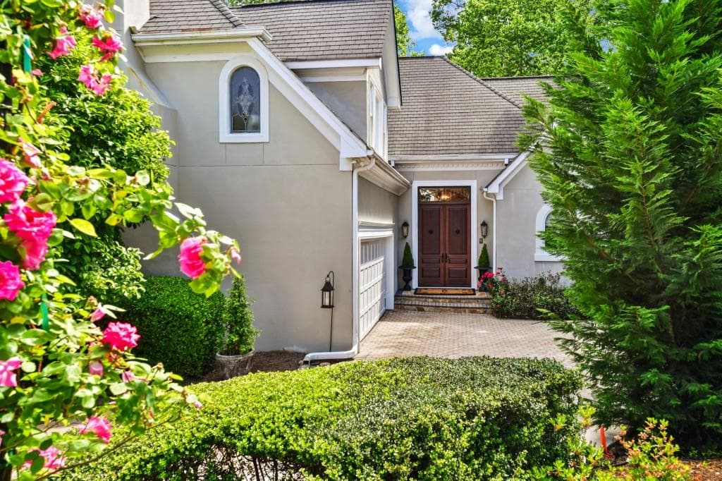 4 bedroom, 5 bathroom, 4,455 sq ft townhouse sold at 4216 Wieuca Overlook, Atlanta, GA 30342