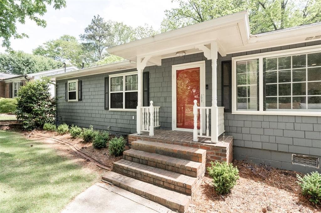 2 bedroom, 2 bathroom, 1,402 sq ft single family residence sold at 2877 BRIARCLIFF Road, Atlanta, GA 30329