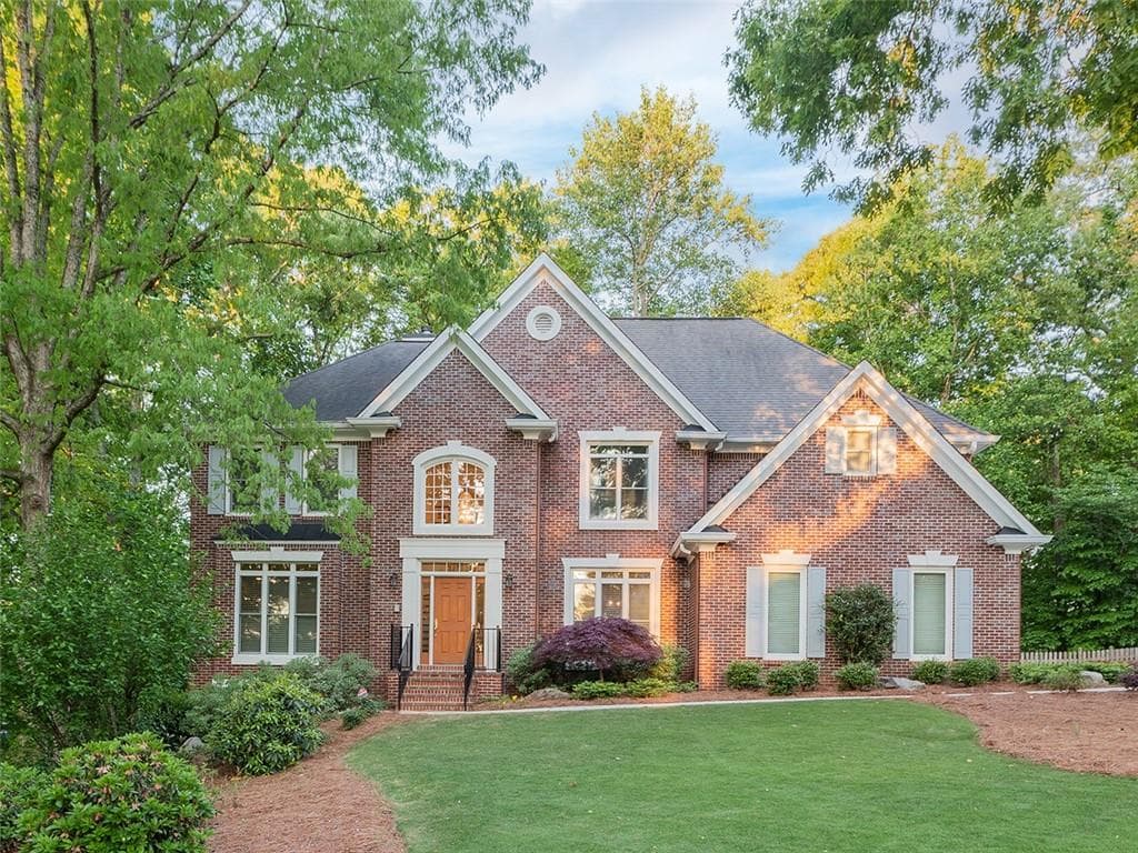 5 bedroom, 5 bathroom, 3,354 sq ft single family residence sold at 250 Fox Hunter Drive, Alpharetta, GA 30022