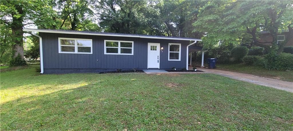 3 bedroom, 1 bathroom, 925 sq ft single family residence sold at 390 Lincoln Place, Atlanta, GA 30315