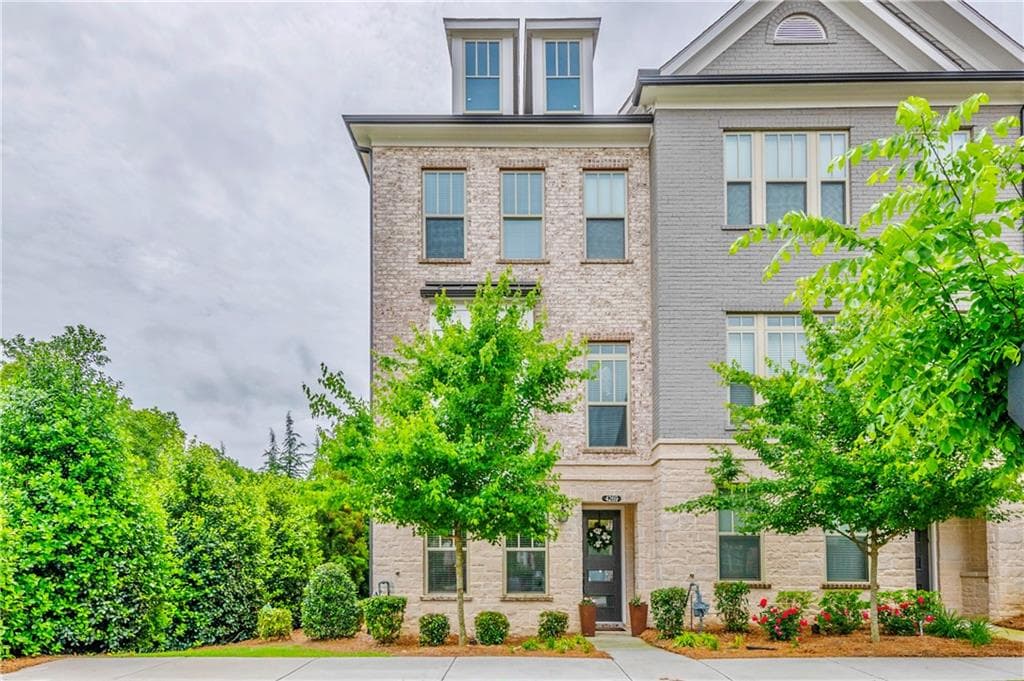 4269 Deming Circle, Sandy Springs, GA 30342 — most recent listing photo