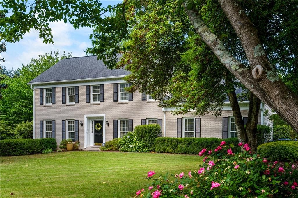 4 bedroom, 3 bathroom, 2,391 sq ft single family residence sold at 650 Saddle Creek Circle, Roswell, GA 30076