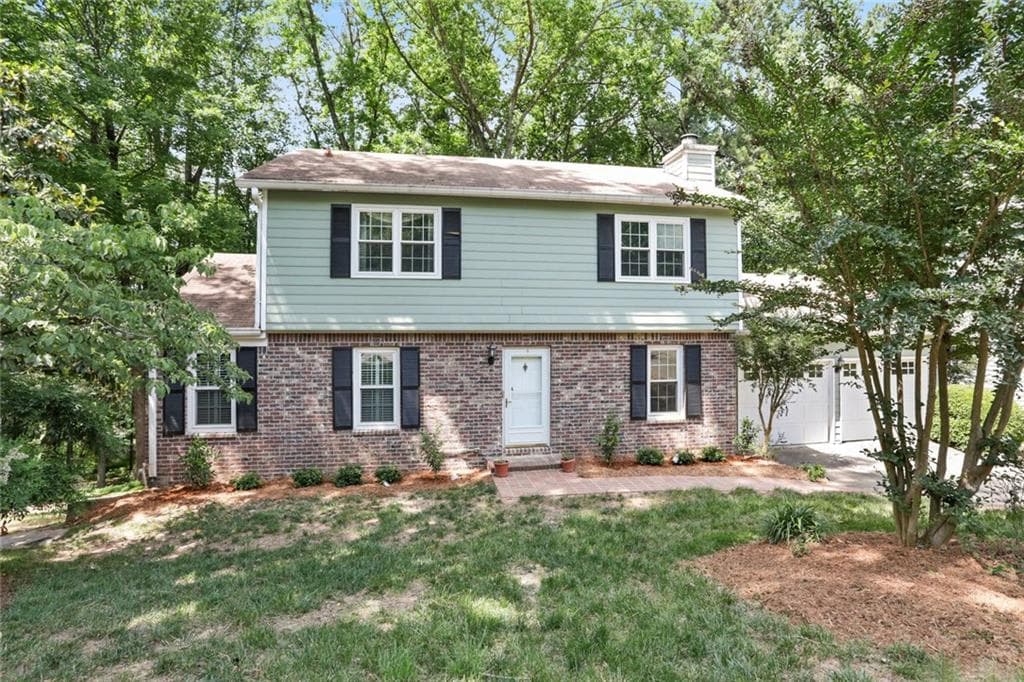 4 bedroom, 5 bathroom, 2,400 sq ft single family residence sold at 255 Tyson Circle, Roswell, GA 30076