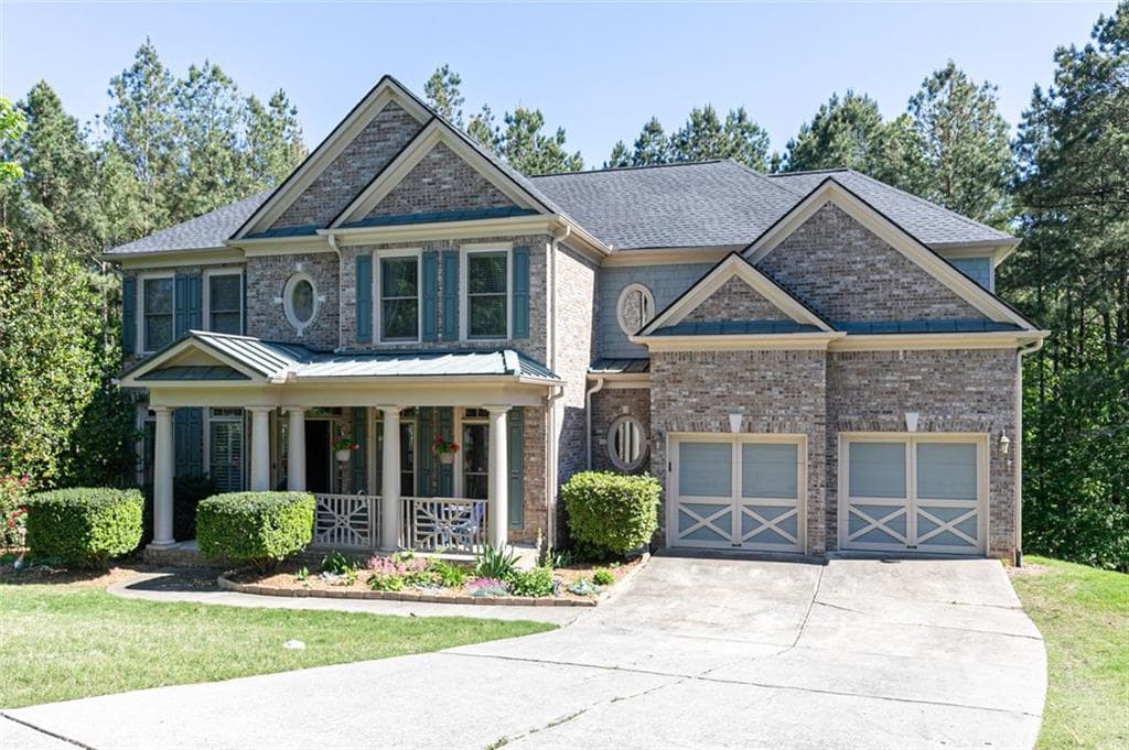 4 bedroom, 4 bathroom, 3,488 sq ft single family residence sold at 351 THORNCLIFF Way, Acworth, GA 30101